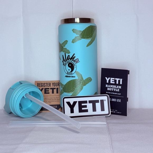 YETI Aqua Tumbler Turtle Design Sea foam green Rambler 26 oz Bottle w/Straw Cap